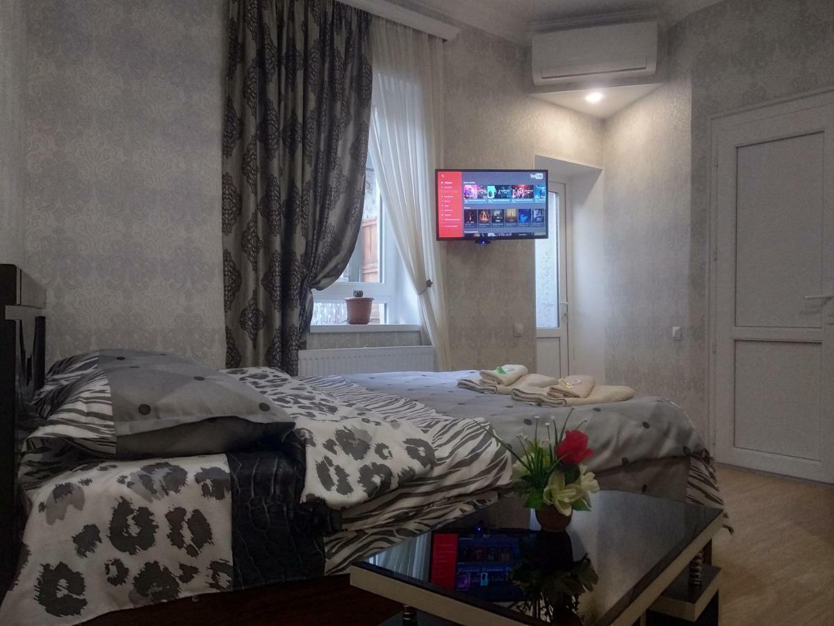 Appartamento Emi&Mari Tbilisi Esterno foto